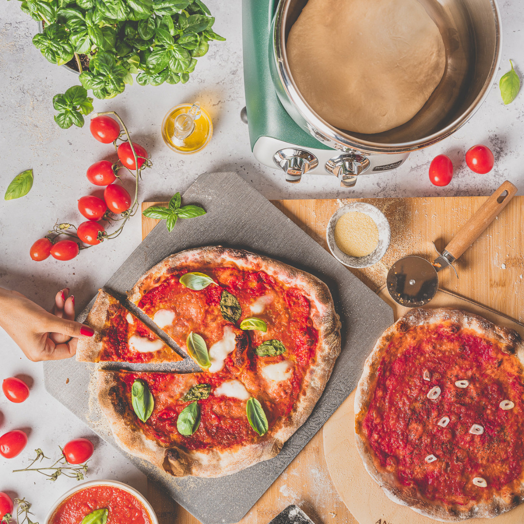 Neapolitanische Pizza mit ANKARSRUM Küchenmaschine und Rezeptvideo