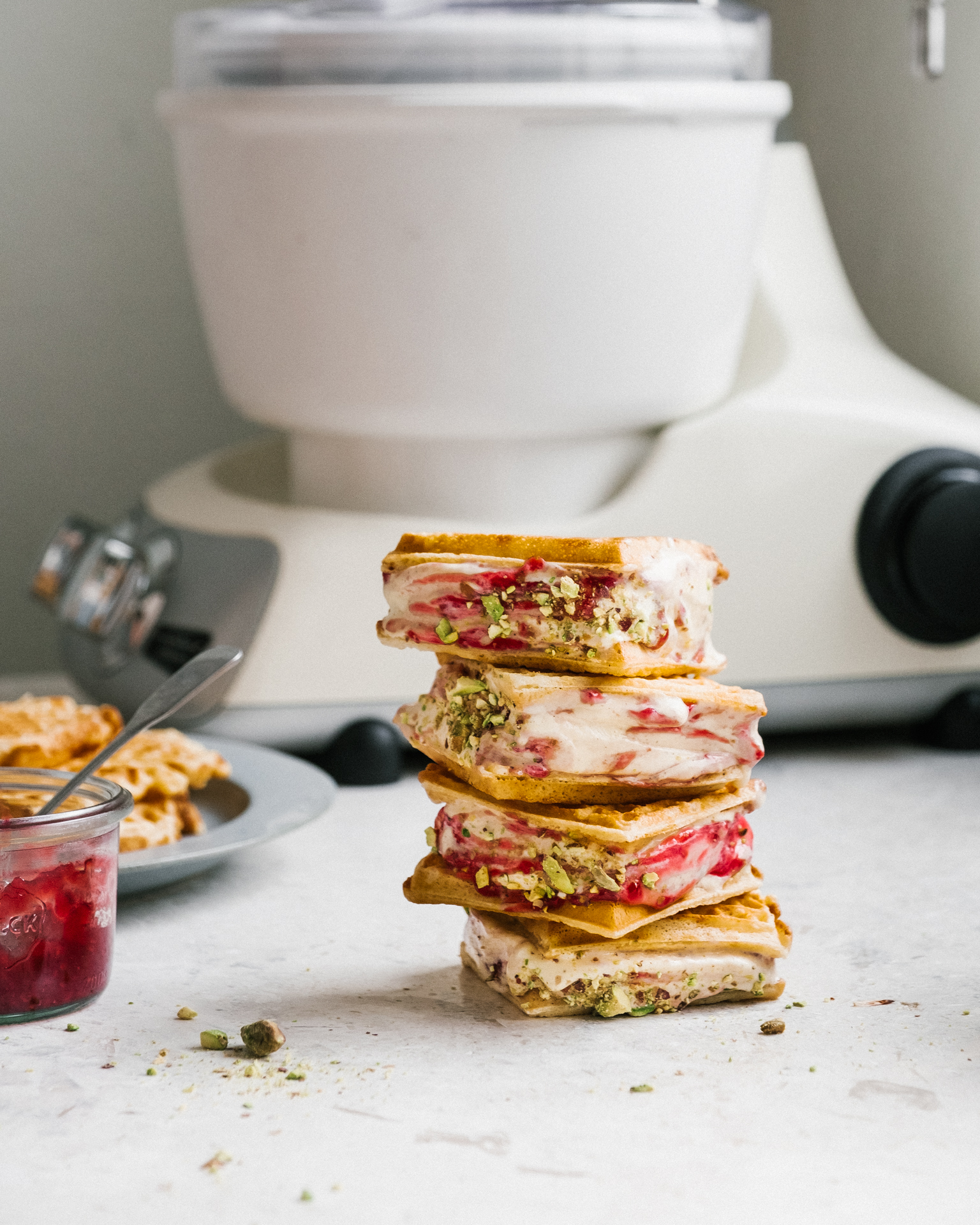 Eiscreme-Sandwich d.h. Waffel mit Eiscreme